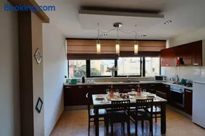Joecen Apartment - Image 2