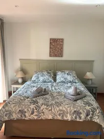 Appartement domaine de Pont Royal - Image 3