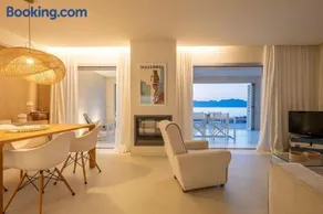MOREMAR - Una Casa Especial Junto al Mar - Image 1