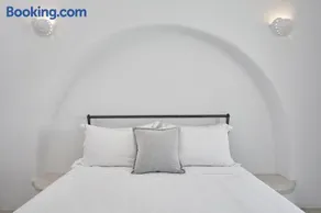 DUNES - Semi Based Apartment with Indoor Garden - Part Of White Dunes Luxury Boutique Hotel - Image 1