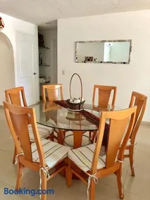 Depa de Dos recamaras en ACAPULCO DIAMANTE frente ARENA GNP - Image 1