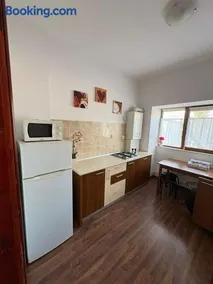 Propriete Eleven - Close to downtown, Spiridon Hospital, IRO Hospital - Image 2