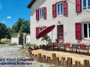 Gîte spacieux avec piscine et animaux acceptés pour 15 personnes - Image 1