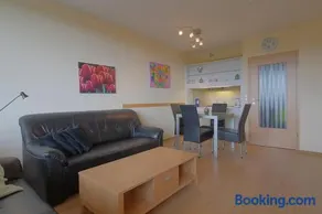 Apartment 541 - Image 4