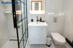Renegade Hotel - Image 3
