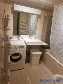 Beau appartement avec garage fermé - Image 3