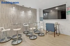 Vessel Hotel Studio Suites of Atlanta, GA - Image 3