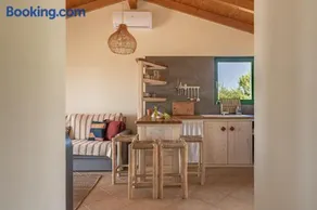 Monte Flora Farmhouse - Image 1