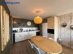 Vue imprenable sur Reims, 4 suites privatives - Image 3