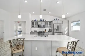 Massive newly built 3 bedroom - Image 3