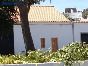 CASA NA VILA HISTÓRICA DE MOURÃO - Image 2