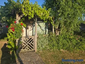 Crown Cabin Wiltshire near Longleat and Bath - Image 4
