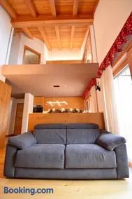 Spinale Duplex Apartment MhD - Image 2