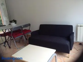 Charmant appartement à Le Muy avec terrasse et jardin - Image 3