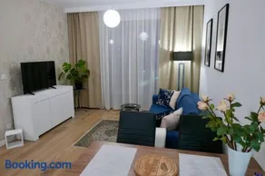 Oś Królewska - Modern Apartment in Wilanów - Image 1