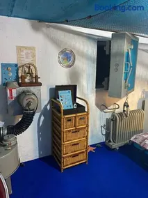Sea-boat room with no windows - Image 2