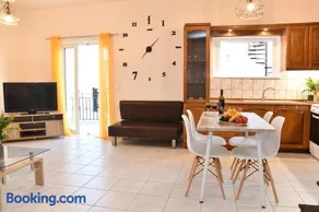 Porto Alta - Relaxing Retreat with Port Glimpse - Image 4