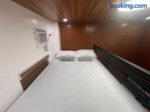 RAK Apartment - Image 2