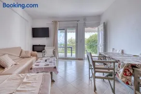 Sea View Garden Luxury Apartment Kryopigi by ΜΡS - Image 2