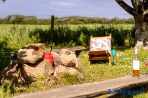Tregroes Glamping Geodomes - Image 1