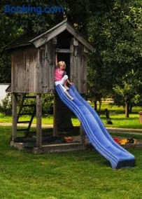 Appartamento accogliente e familiare con terrazza, barbecue e giardino - Image 2