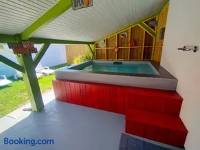 Gîte avec bain à remous privé entre Bordeaux et Lacanau océan - Image 1