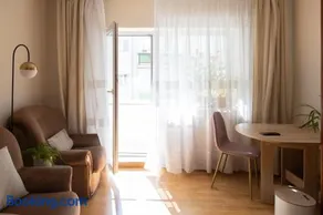 21 Cozy Apartament - Image 2