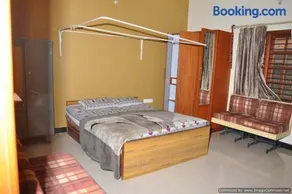 Suvarna Luxury Home Stay - Image 3
