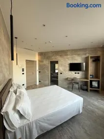Hotel Corona - Image 3