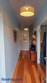 Ocean Blue - Linen, WiFi and Pet Friendly - Image 4