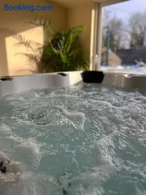 Maison bord de Marne pour 10 personnes avec jacuzzi - Image 3