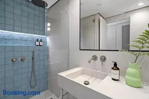 Hotel 48 - Image 2