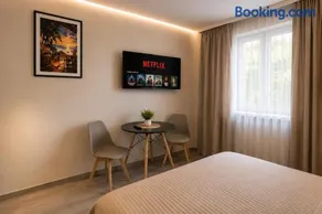 Modern Living Apartment Hotel - Image 2