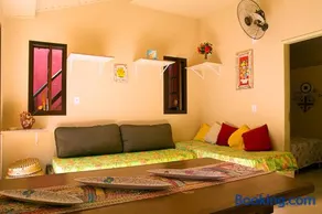 Trindade Hospeda - Casas na Praia dos Ranchos - Image 1