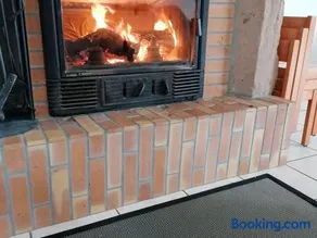 Gîte spacieux avec cheminée, proche nature, accessible PMR, idéal famille et motards - Image 5