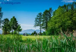 OG's Golf Lodge - Image 4
