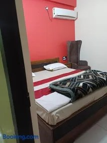 The Sarita Hotel - Image 4