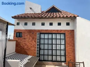 Penthouse Rústico en Metepec con jacuzzi exterior - Image 2