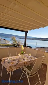 Apartman na otoku Krku blizu plaže - Image 4