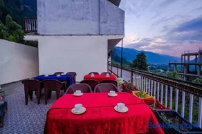 Hotel Chatanya Manali - Image 2