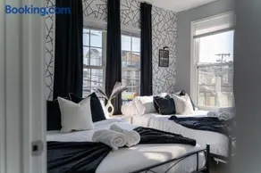 Stylish Secret, 1 FREE Parking, Sleeps 8, Walk to train and Red Bull Arena, 20 Percent OFF - Image 3