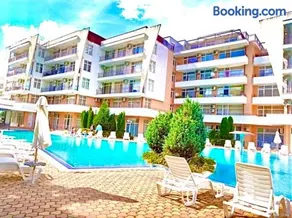 Apartcomplex Grand Kamelia Sunny Beach - Image 4