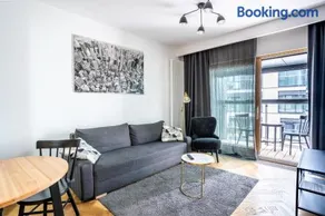 VipWarsawApartments Onyx Mennica Residence - Image 4