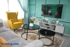 AmySity Homestay Gandaria Modern Lifestyle walking distance to Hub Shopping Centre at Sek 9 Bangi Sentral With Netflix - Image 1