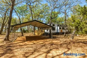 Private Lakeside RV Escape with Hot Tub - Image 4