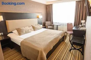 Premier Hotel Rus - Image 2