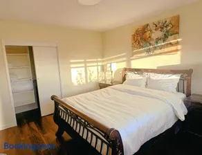 The Comfort Den-Cozy Entire Suite-Large Patio-Street View - Image 5