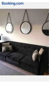 80 Metros , costado Clinica las Condes ,hasta 5 personasn - Image 1