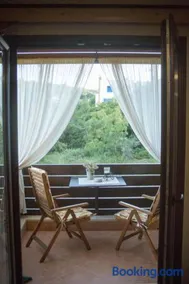 AnnaDes Apartments & Studios Chios - Image 3
