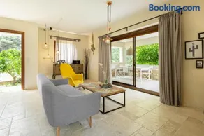 Villa Louise, Trani Ammouda #FeelsLikeHome - Image 3